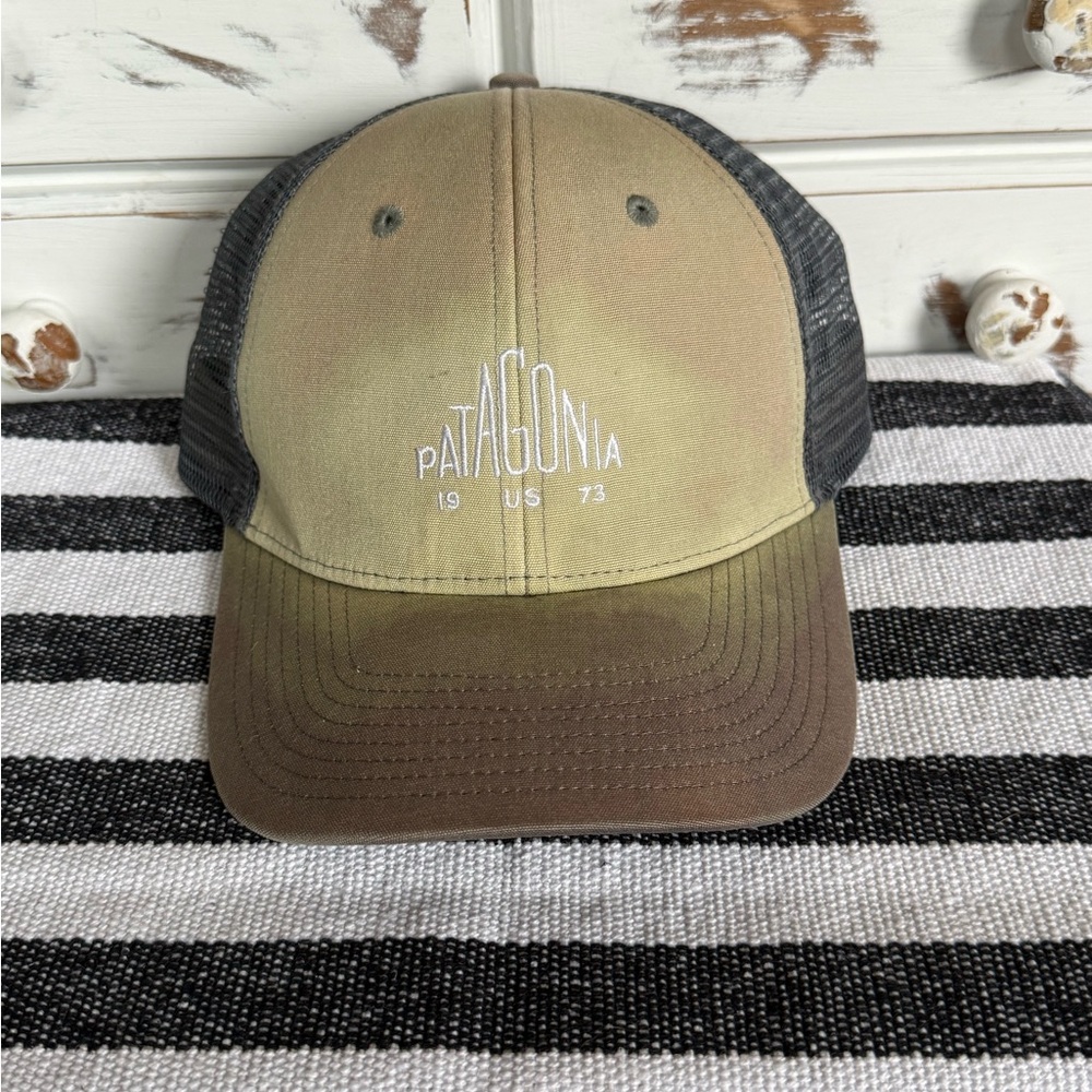 Patagonia‎ Common Threads Pyramid Mesh Adult OSFA Adjustable Strapback